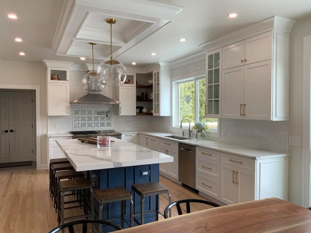 Kitchen Butler's Pantry