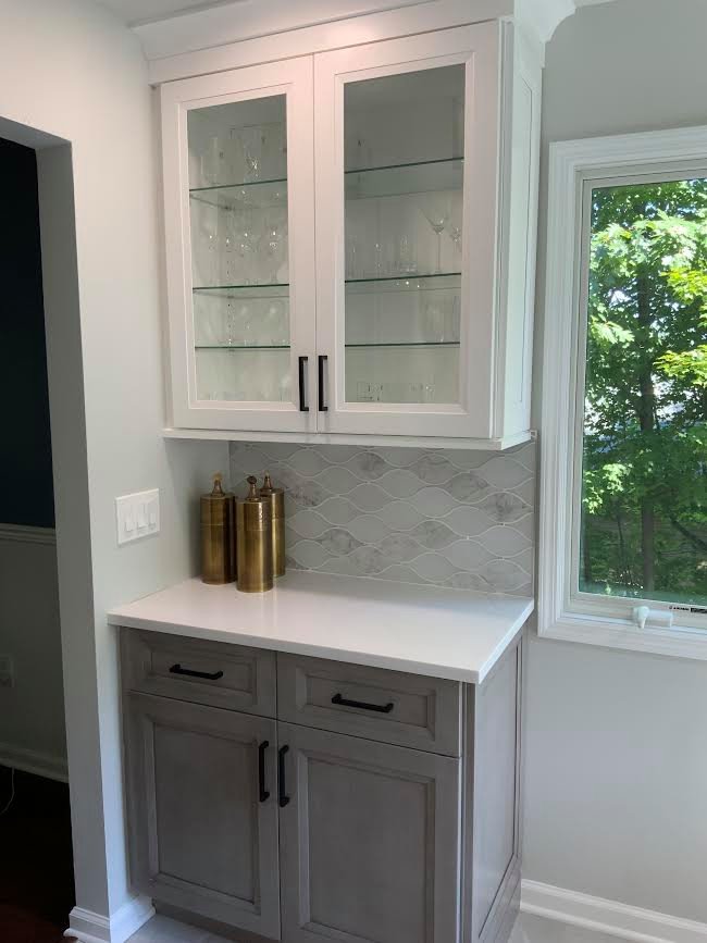 Black and White Kitchen