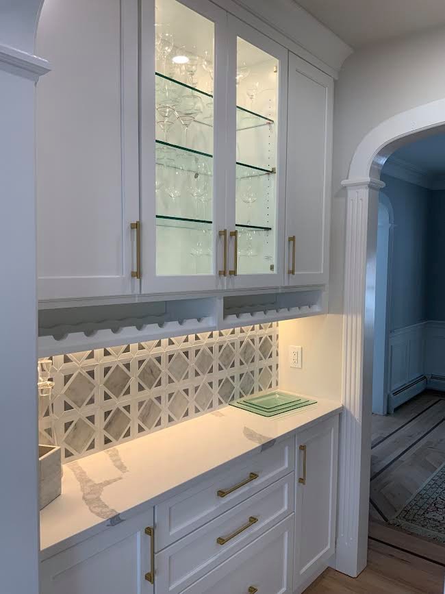 Kitchen & Butler's Pantry