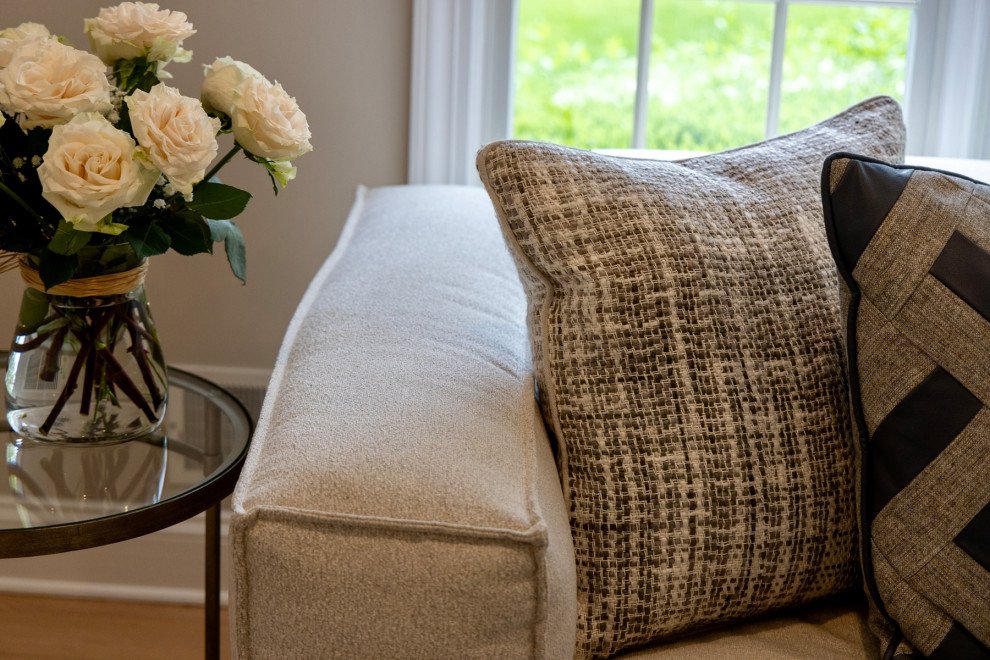 Living Room on Wilde Hallow